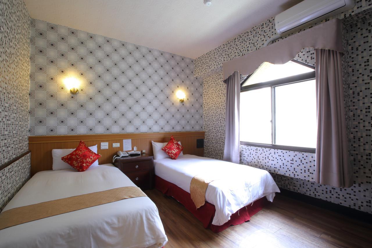 Chiayi Crown Hotel Eksteriør bilde
